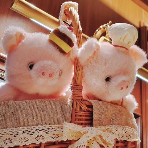 Duoai Original PINKY PIG SERIES Plush Toy – Soft Baker, Pastry Chef & Chef Pig Doll